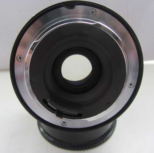Vivitar 28mm f2.8 MC Close Focus Wide Angle Lens-Konica Mount...Looking Clean