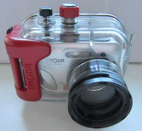 Intova IC-600 Digital Underwater Camera with Housing.