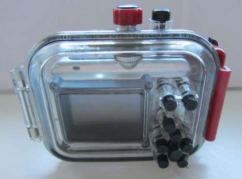 Intova IC-600 Digital Underwater Camera with Housing.