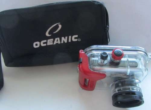 Intova IC-600 Digital Underwater Camera with Housing.
