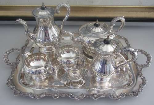 Old English Reproduction E.P. (428) Marlboro(Plate) Canada-Tea/Coffee Set.