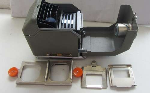 Crown 35mm Slide Projector-Compact-Working-Original Bag and Power Cable.