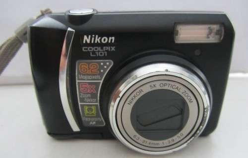 Nikon CoolPix L101-Uses + Batteries-Good Condition-