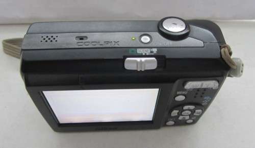Nikon CoolPix L101-Uses + Batteries-Good Condition-