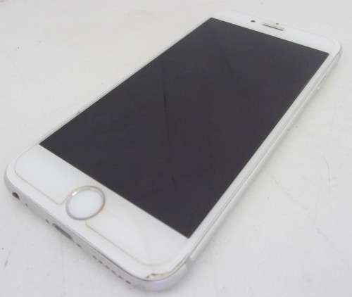 iPhone 6-Immaculate Condition.