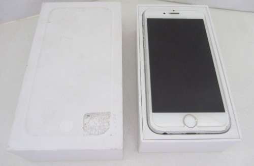 iPhone 6-Immaculate Condition.