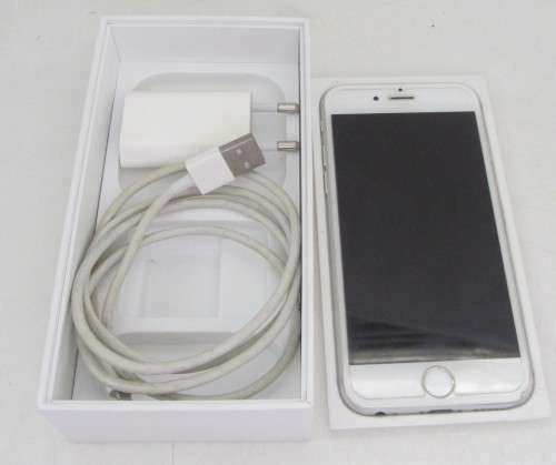 iPhone 6-Immaculate Condition.