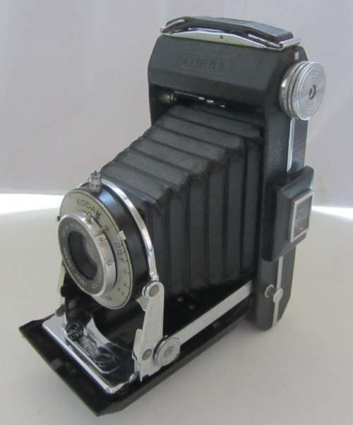 Kodak Six-20 `Dakon Shutter` 100mm Anastar f/6.3 Lens.