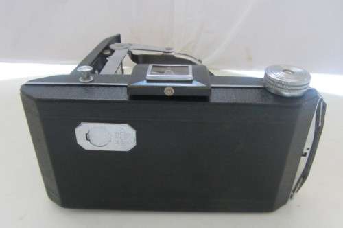 Kodak Six-20 `Dakon Shutter` 100mm Anastar f/6.3 Lens.
