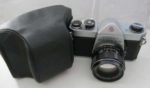 Pentax SP-500 Super Takumar 1:2/55 Lens(needs some cleaning) Good ConditionIncl Pentax Bag