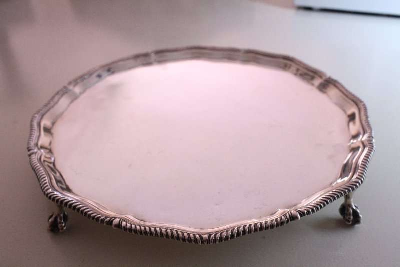 Silver Salver by William Gibson and John Lawrence Nangaan 25cm wide,claw and ball feet