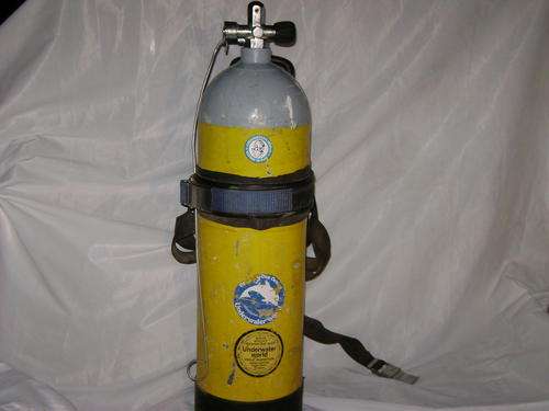 Diving cylinder