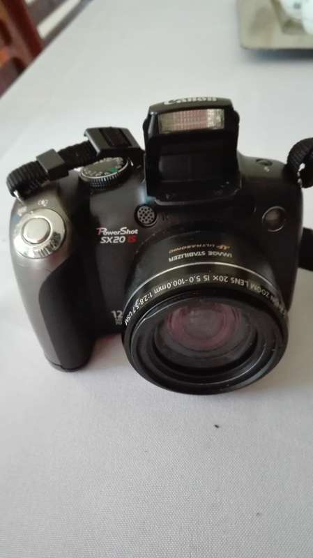 Canon Powershot SX20 IS & Accessories
