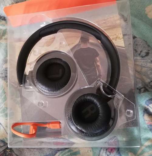 JBL Tune 500BT Bluetooth Headphones