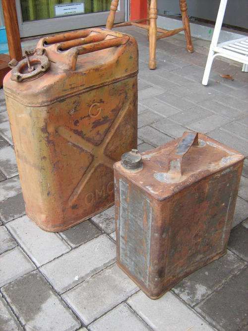 Vintage Jerry Can & Oil Can - Get them while you still can !!!