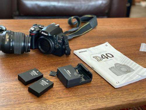 Nikon D40 with Lens & lots of extras