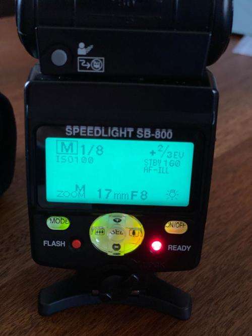 Nikon SB 800 Speedlight & Creative flash photography book worth R550