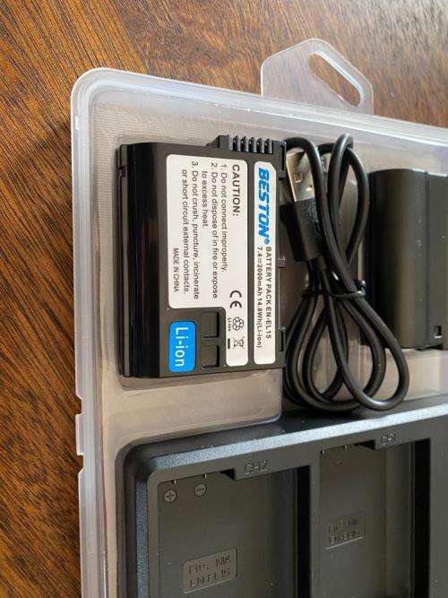 Beston Dual Charger with EN-EL15 Batteries- (NIKON)