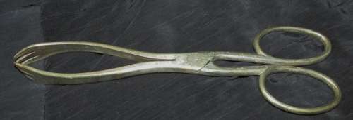 Vintage Silver Plate Scissor Tongs.