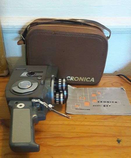 Vintage Cronica Model 8ET 8mm Movie Camera