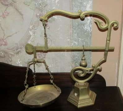 Ornate Antique MDCV Solid Brass Balance Beam Scale
