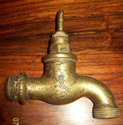 OLD 3/4 INCH BRASS TAP - NO HANDLE