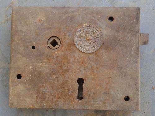 SMALL DOOR RIM LOCK