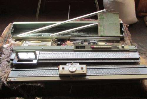 Vintage Empisal Table Top Knitting Machine
