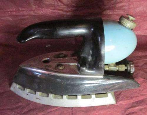 Vintage Coleman 615 Paraffin Iron