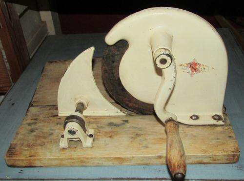 Vintage HS Bread/Meat Slicer