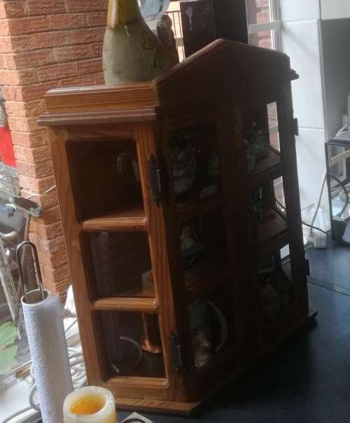 Lovely whatnot wall display cabinet