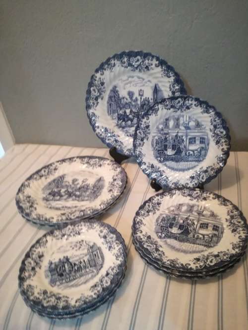 12 piece Johnson bros coaching scene dinner service