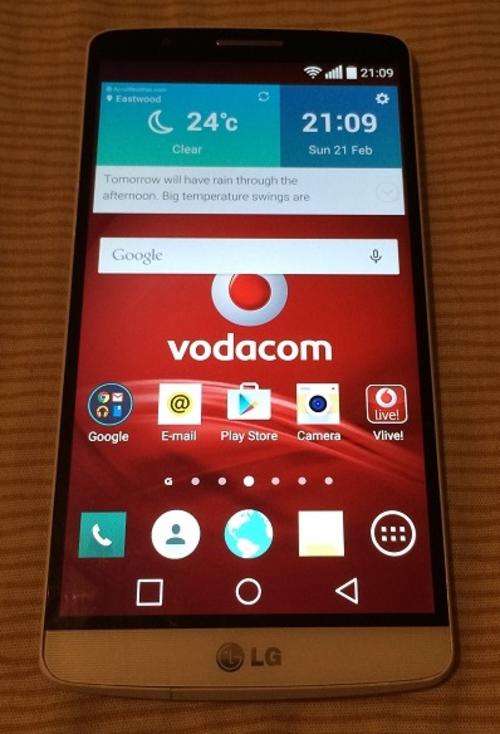 White LG G3 32GB & Accessories for Sale