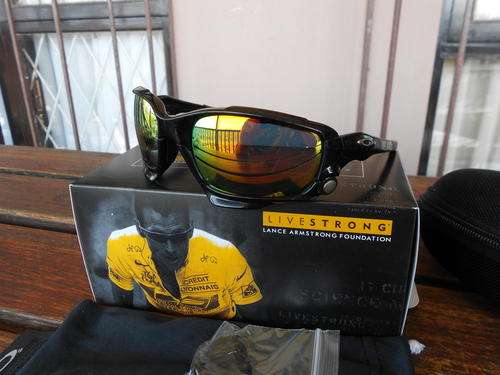Oakley  jawbones mens  sun glasses