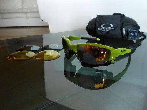 Oakley  jawbones mens  sun glasses