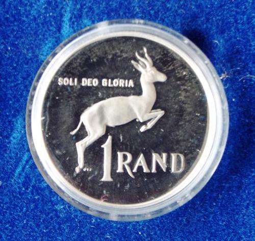 1x 1985 and 1989 silver R1 silver coins