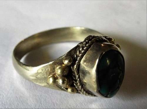 Vintage silver ring with rare arabian tirqoise stone in