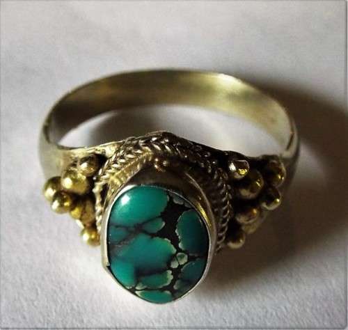 Vintage silver ring with rare arabian tirqoise stone in