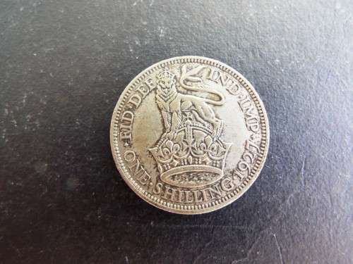 1927 shilling  silver  coin