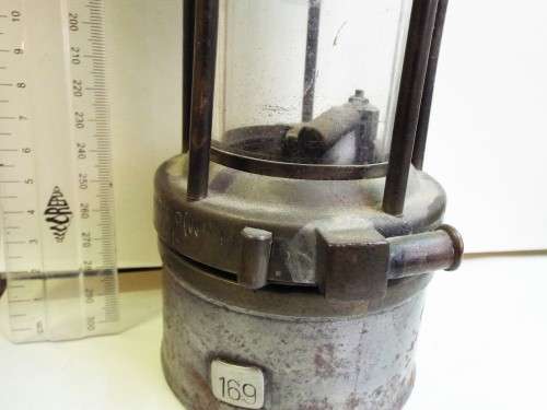 NICE AND RARE MINERS LAMP: THE WOLF SAFETY LAMP : HOOK ON TOP FOR HANGING