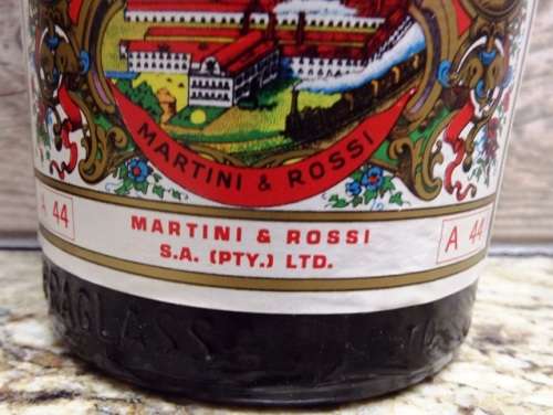 VINTAGE SUPER RARE,,, MARTINI ROSSO ,,,BOTTLED IN THE 1970s