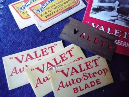 Vintage c1935 Valet Auto-strop Single Edge Open Comb Safety Razor in Original Tin