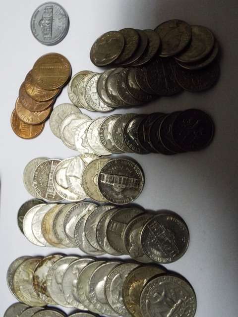 DOLLER LOT OF COINS