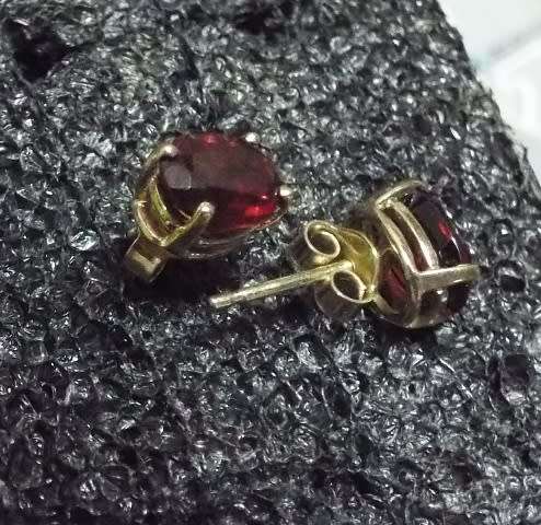 SOLID 9CT EARRINGS  RING
