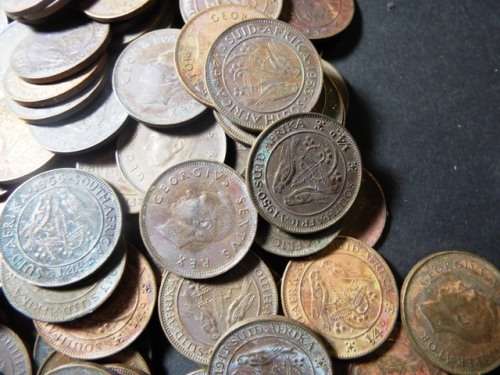 WOW OVER 350 Union of South Africa: Quarter Pennys as 1 big lot