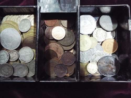 WOW huge hoard of COINS AND  NOTES some silver in vintage money box  at R1 start
