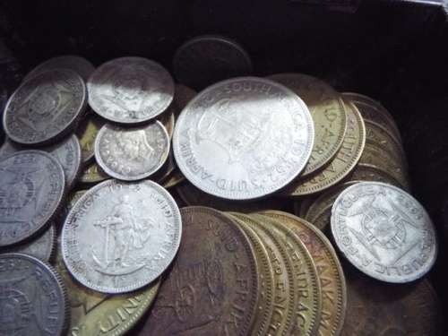 WOW huge hoard of COINS AND  NOTES some silver in vintage money box  at R1 start