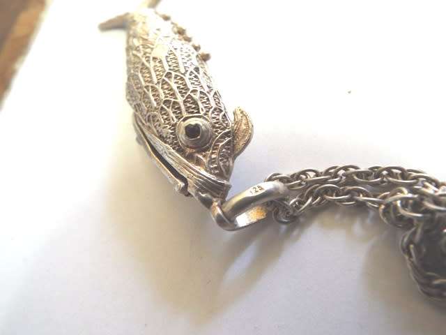 NICE Vintage fish and chain 925 silver