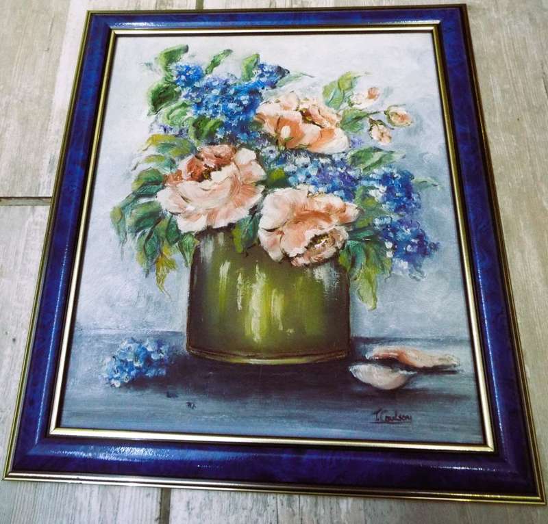 Beautiful signed oil painting in frame by T .Coulson