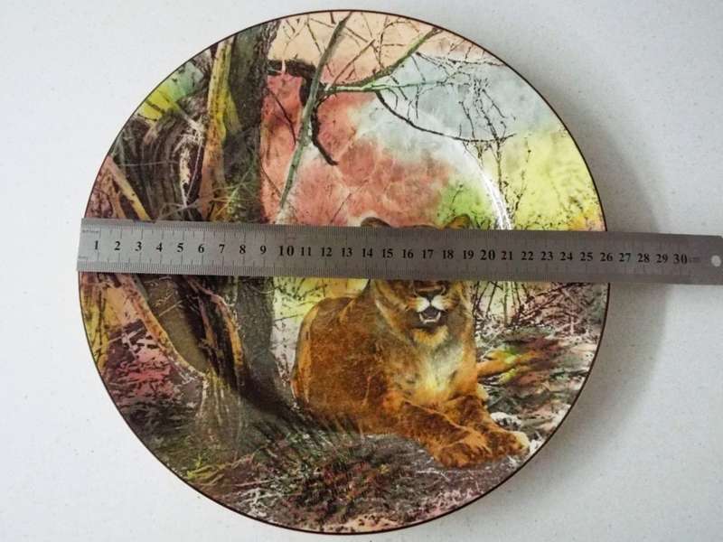 Vintage Royal Doulton England African Game Reserve Series Lioness Plate D6360